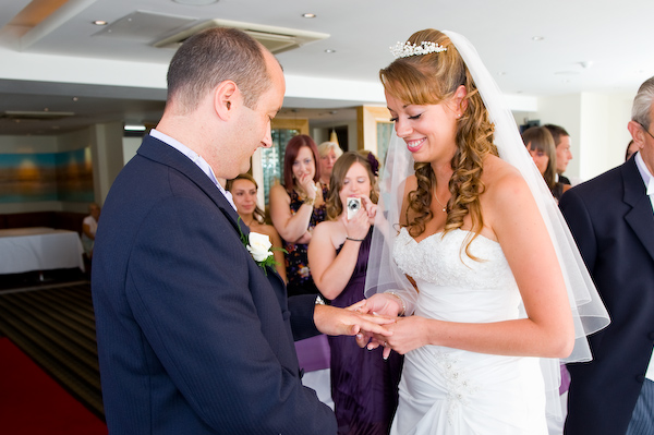 Exchanging Rings, Harbour Heights Hotel