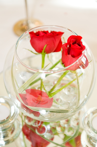 Roses, table flowers Roses, table flowers