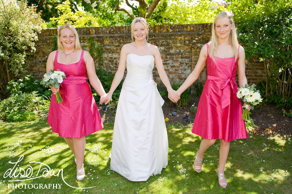Bride with Bridesmaids Bride with Bridesmaids