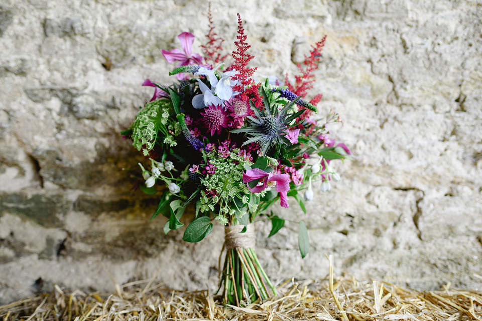 Standerwick Court Farm Barn,Somerset Wedding Photographer
