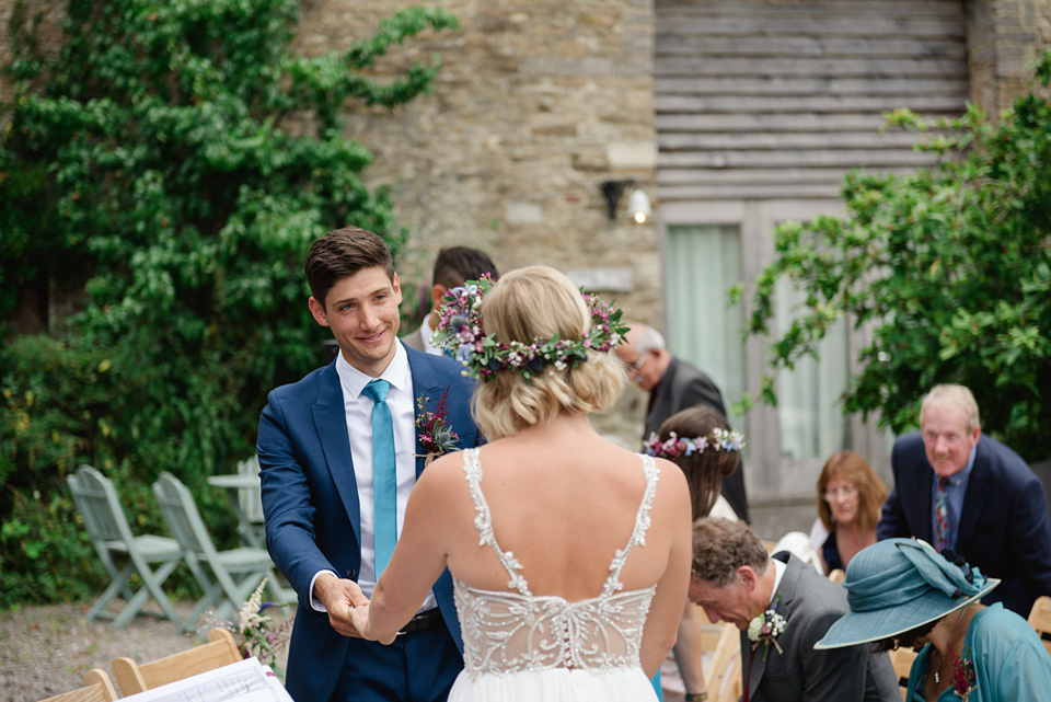 Wedding Photographer Frome,Court Farm Standerwick