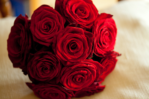red roses bridesmaids bouquet
