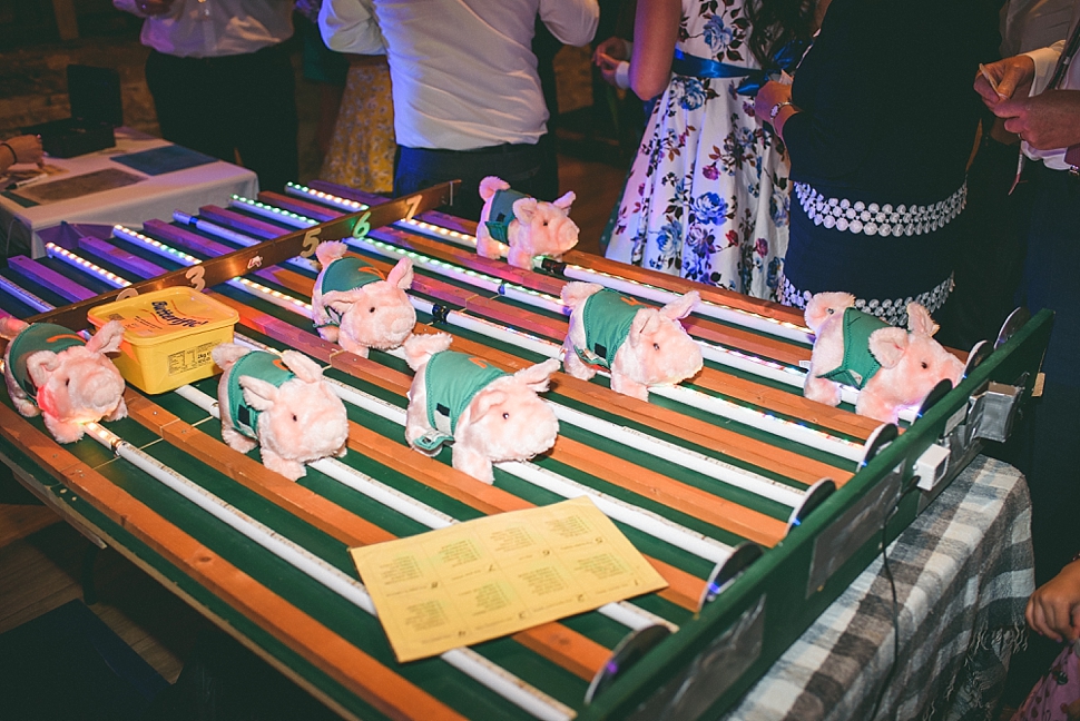 pig racing